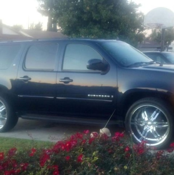 Meet your Posher, Javier - Picture 1 of 1